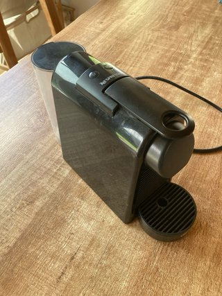 Cafetera Nespresso DeLonghi Negra para recambios