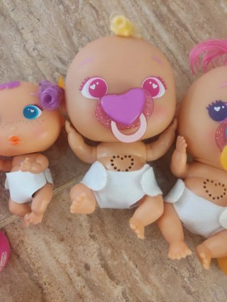 Lote de 4 muñecas bebés