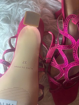 Sandalias tacón Alma en Pena rosas