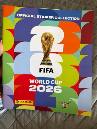 1 caja 50 cromos + álbum mundial 2026+6 pegatinas