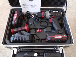 Pack aparafusadora Parkside 20v performance - novo