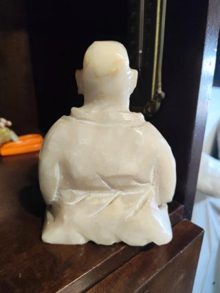 Buda de jade sentado