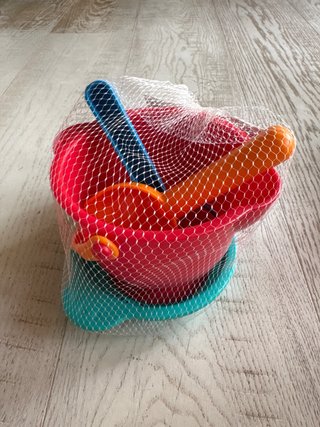Juguetes de Playa Hape (Palas y Cubos)