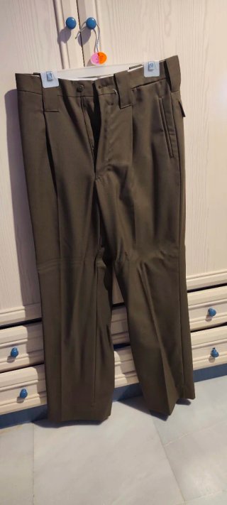 Traje militar verde oliva