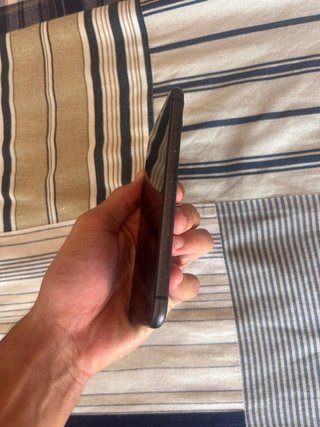 iPhone 11 128GB Negro + Funda y Caja