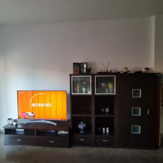 Armario y conjunto de comedor