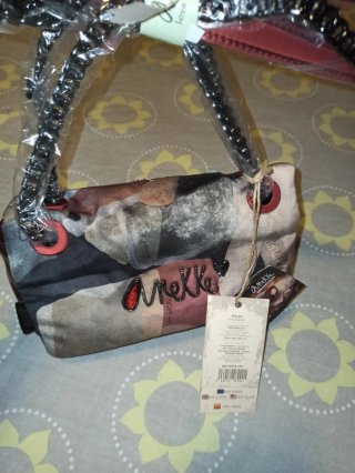 Bolso Anekke Multicolor y Rojo