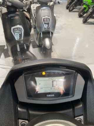 Yamaha N-Max Azul