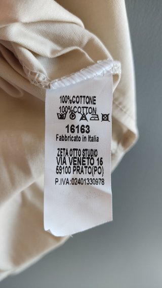 Camiseta / Jersey fino bimaterial peplum + flor