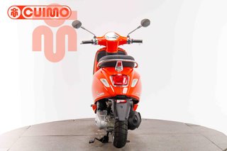 VESPA PRIMAVERA 125