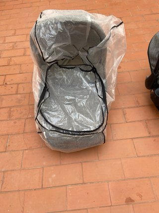 Silla de coche bebé gris