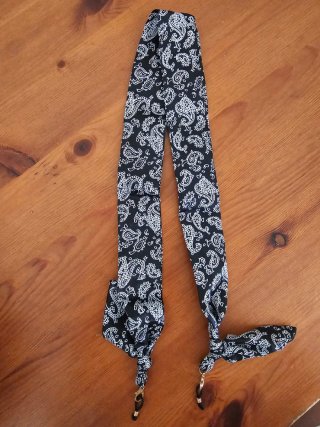 Cordicella porta occhiali con fantasia paisley