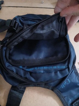 Riñonera Pierna Táctica Negra y Azul