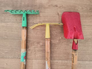 Lote herramientas jardinería infantil madera