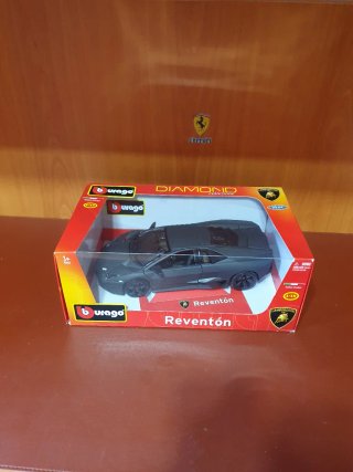 Lamborghini Reventón Bburago scala da 1/18