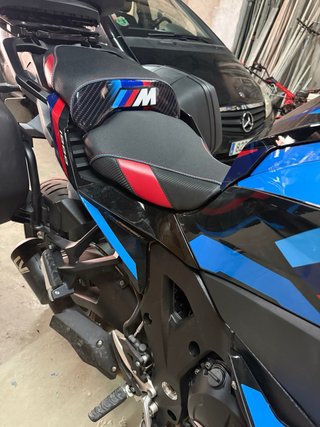 BMW S1000XR