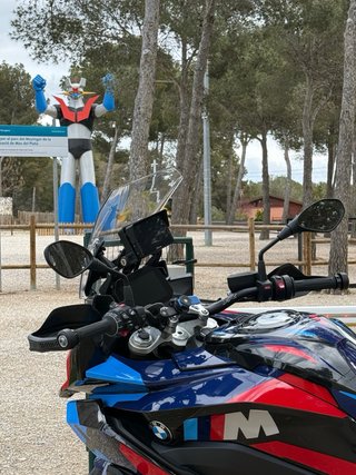 BMW S1000XR