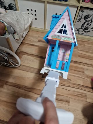 Casa de muñecas Amiccici con accesorios