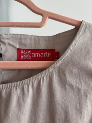 Blusa sin mangas con detalle de encaje