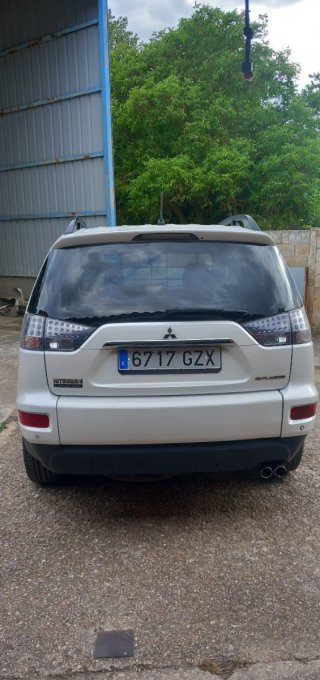 Mitsubishi Outlander 2010