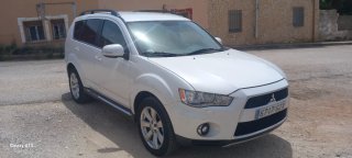 Mitsubishi Outlander 2010