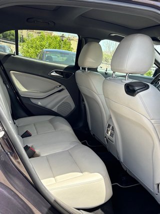 Mercedes-Benz GLA 2016