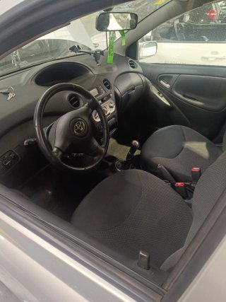 Toyota Yaris 2005