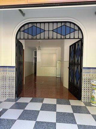Puerta Hierro Macizo y Cristales