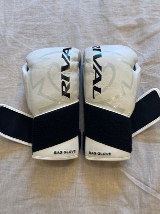 Guantes Rival 8oz