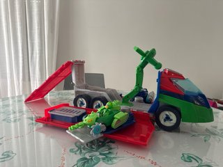 Camión PJ Masks con figuras