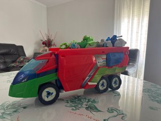 Camión PJ Masks con figuras