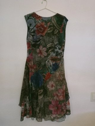 Vestido estampado de Desigual  viste M o L elástic