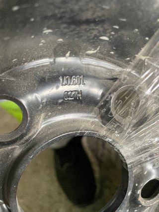 Rueda repuesto VW Golf IV