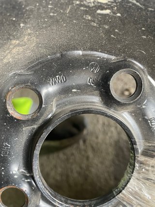Rueda repuesto VW Golf IV