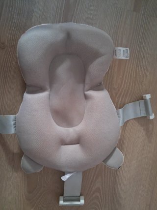 Cojín reductor para bañera de bebé