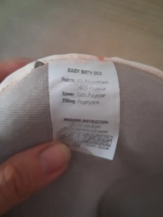 Cojín reductor para bañera de bebé