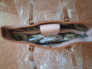 Bolso Tote Anne Klein. Modelo Carnation.