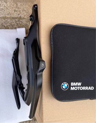 Soporte Asas Traseras Pasajero BMW F900R / F900XR