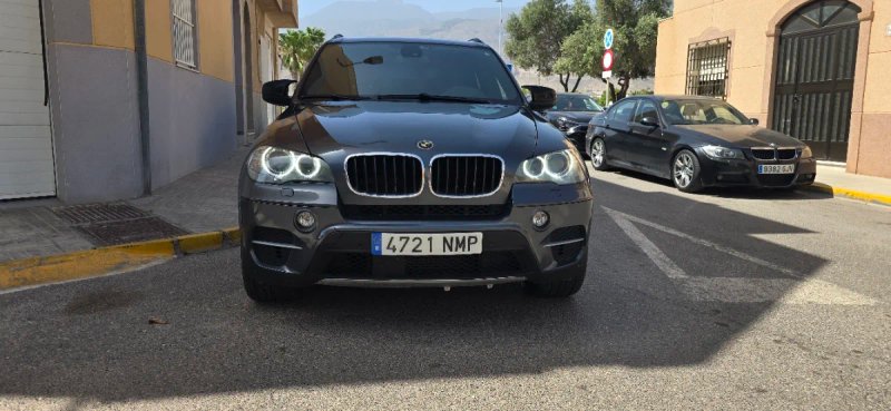 BMW X5 2011 - foto 1