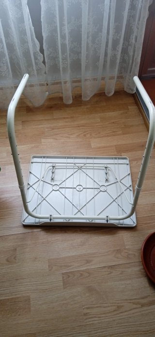 Mesita plegable.