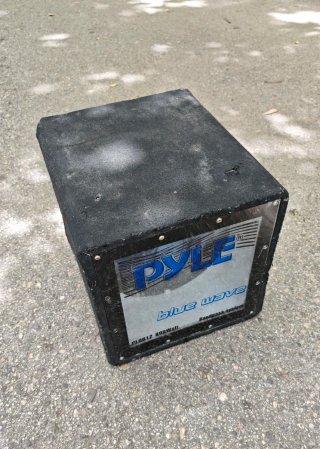 Subwoofer coche Pyle 600W bombo car audio tunning