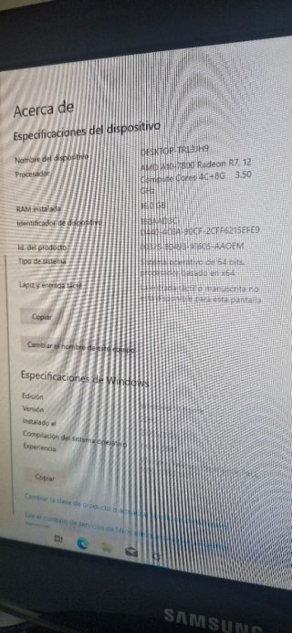 PC Medion MD A10 y Monitor Samsung TV