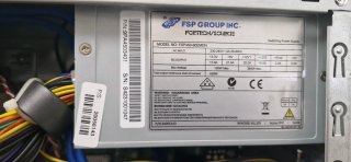 PC Medion MD A10 e Monitor Samsung TV