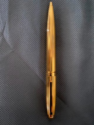 Bolígrafo S.T. Dupont Olympio Oro