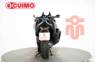 KYMCO AK 550