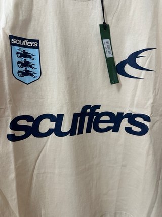 Camiseta Scuffers Beige y Azul