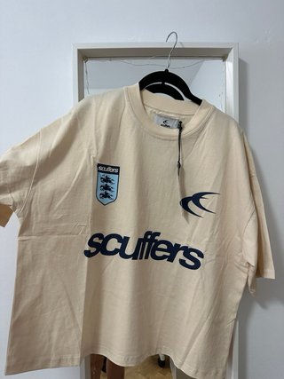 Camiseta Scuffers Beige y Azul