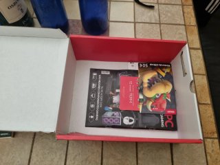 Nintendo Switch Azul y Rosa en los mandos