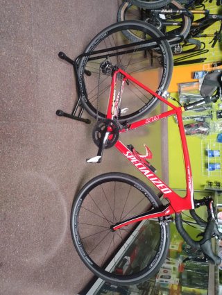 Bicicleta carretera Specialized Tarmac Roja
