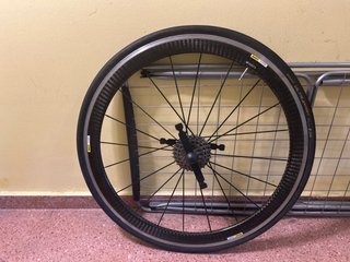 Rueda carretera Mavic cosmic pro carbon